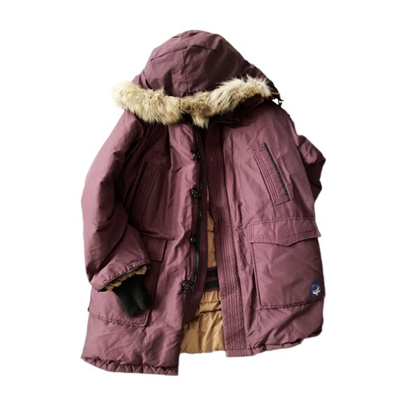 Vintage 90s oversized Snow Goose Canada Goose Down Winter Coat in Burgundy Fur - Picture 1 of 16